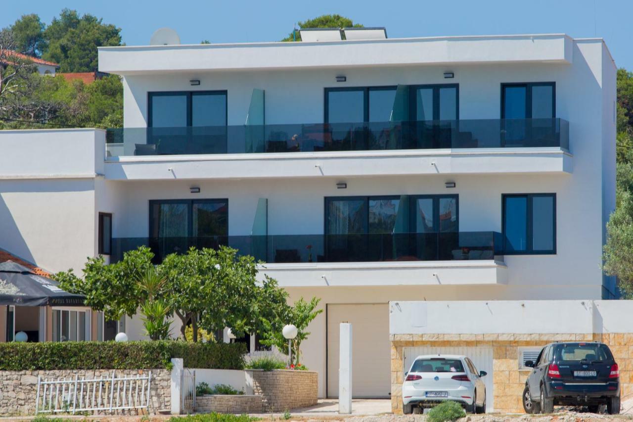 Hotel Paradise Punta Nečujam Kültér fotó