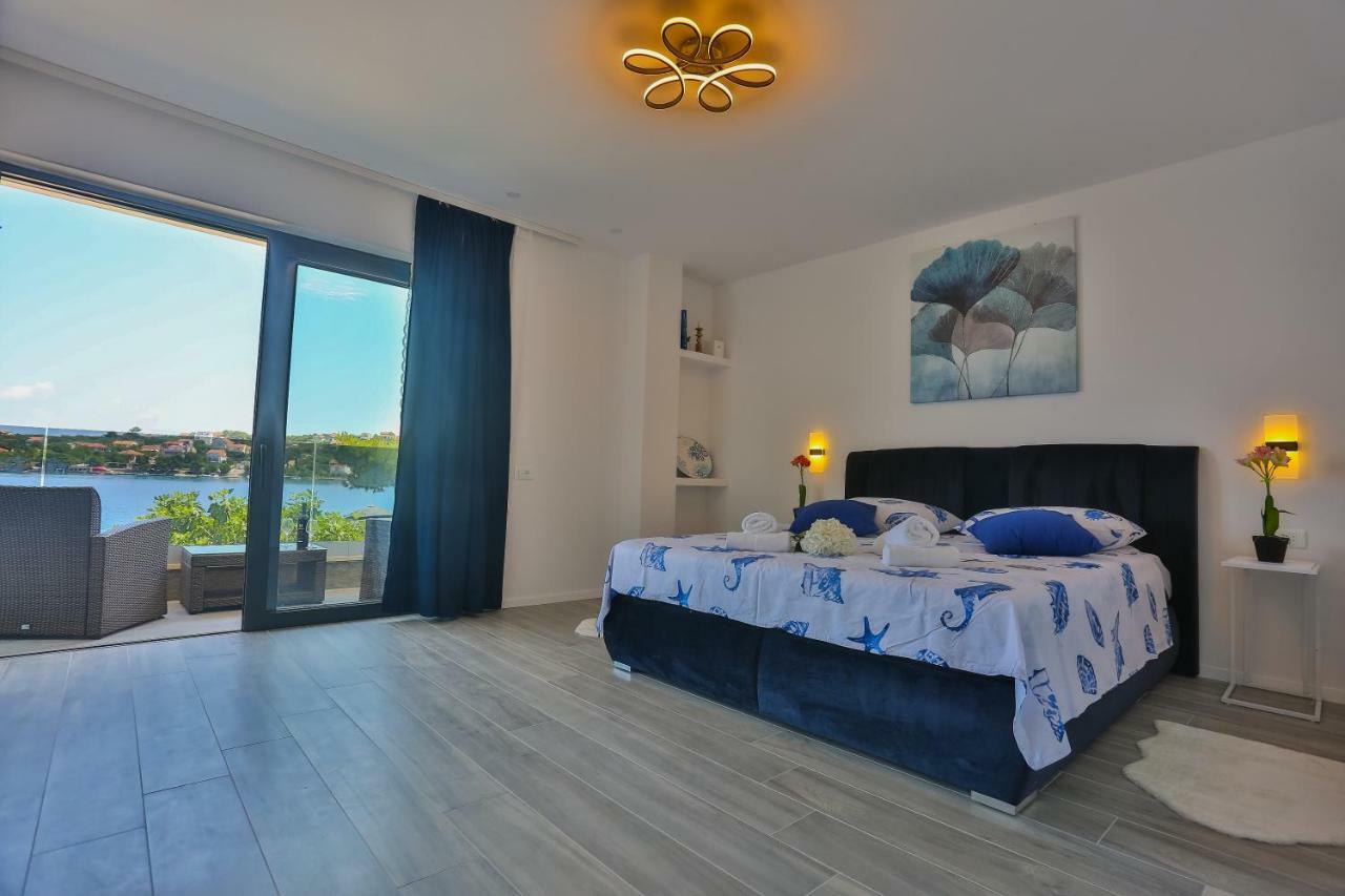 Hotel Paradise Punta Nečujam Kültér fotó